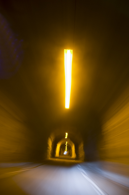 Passages 07 - lumière traversante et architecture - photographie fine art - cbaud